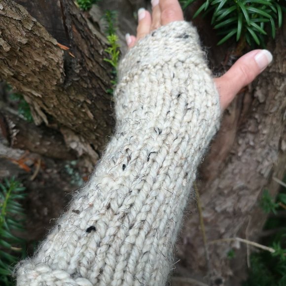 Medieval Outlander Style Handmade Fingerless Knit Gloves Arm Warmer Wool… - Picture 2 of 9